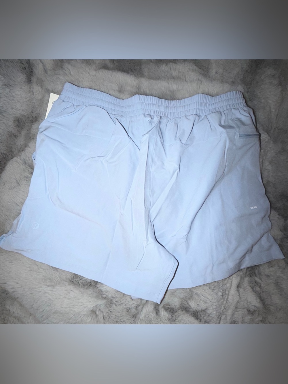 Lululemon Pool Shorts with Drawstring - Picture 3 of 4